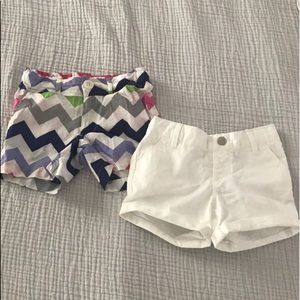 Girls shorts bundle size 3T.